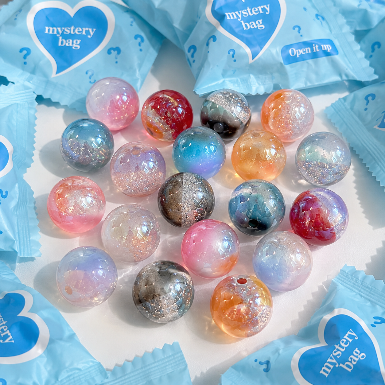 Lucky Game - 16mm Resin Beads